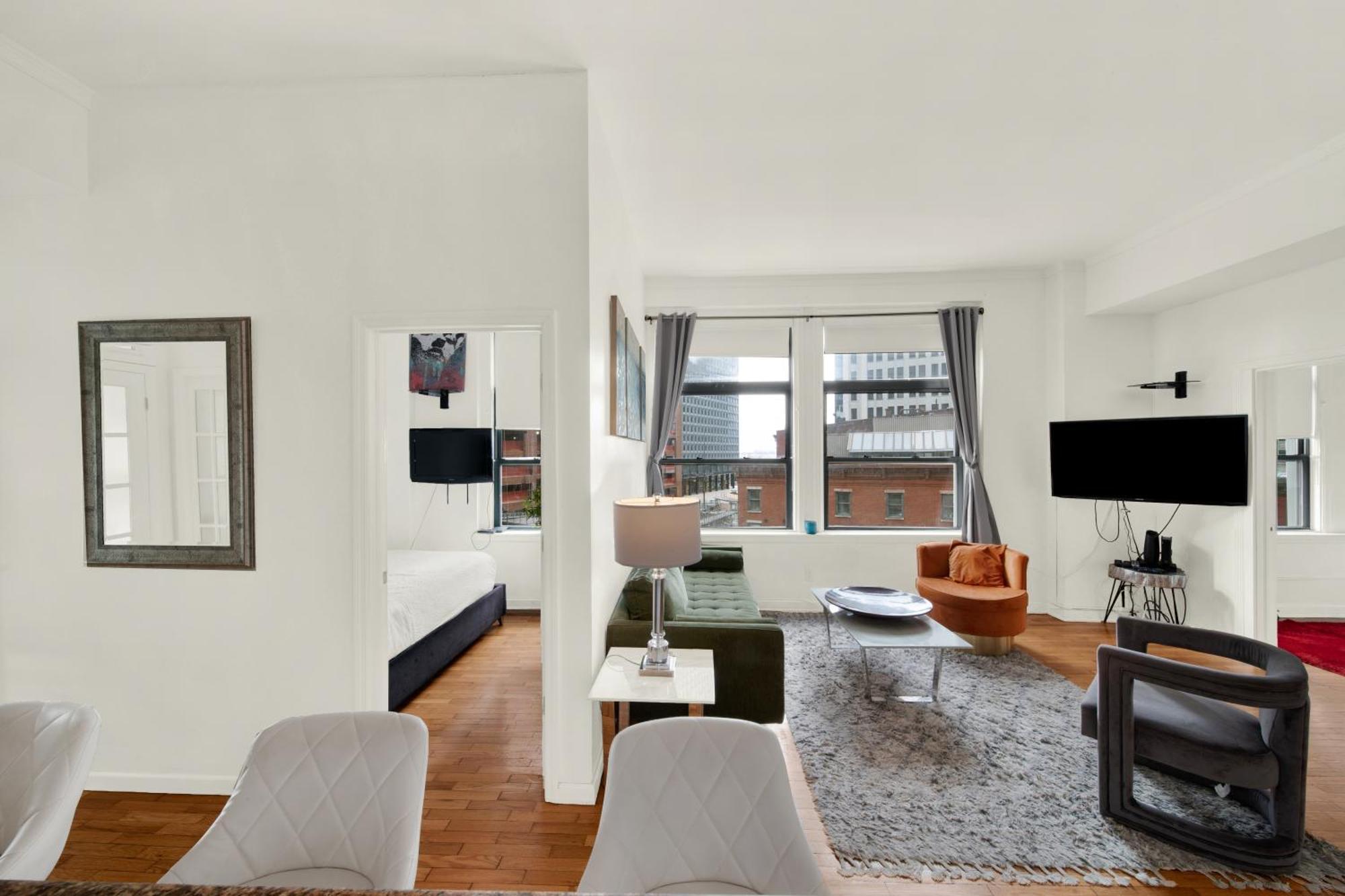 Four Bedroom Penthouse With Views Of Statue Of Liberty Nova York