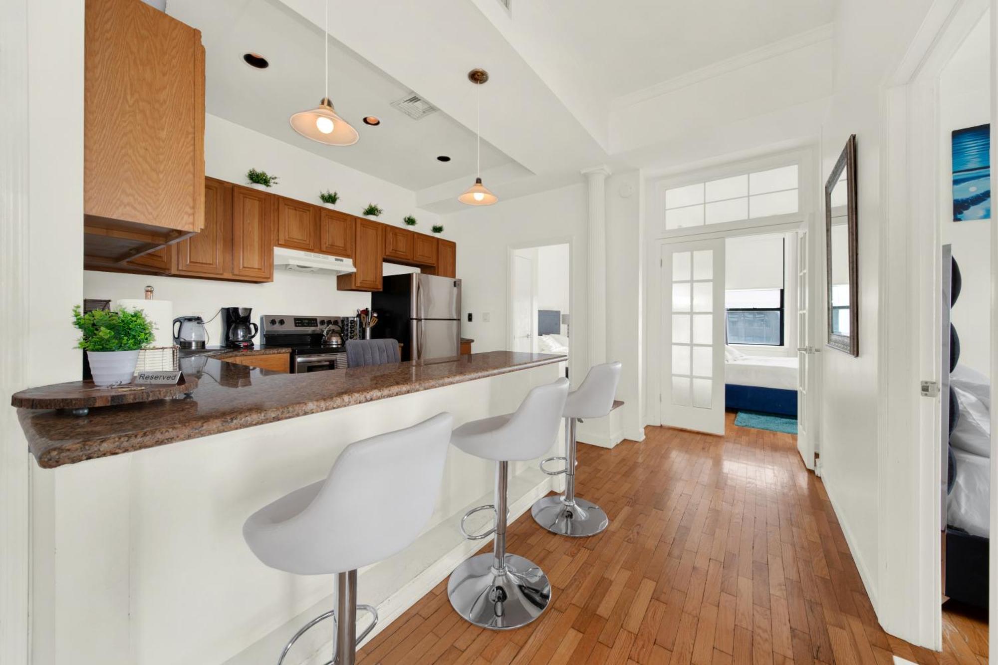 Four Bedroom Penthouse With Views Of Statue Of Liberty Nova York